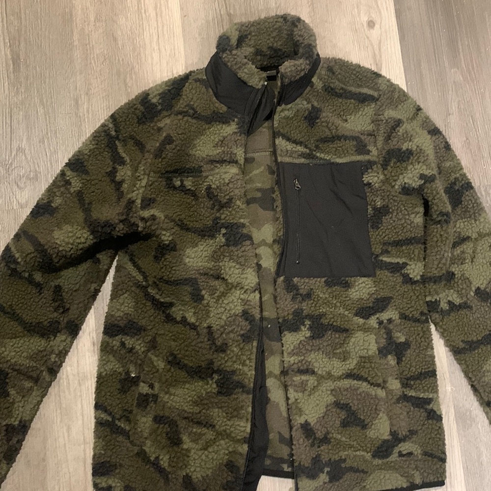 Georgia jacket, military green and black with a high neck
